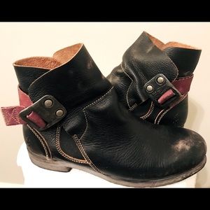 Fly London Women's Booties